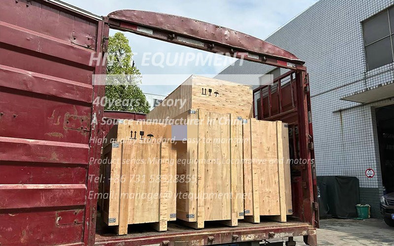 2.5噸蓄電池湘潭電機車發往海外